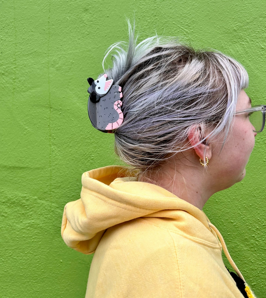 Peach Fuzz: Possum Hair Claw – RAYGUN