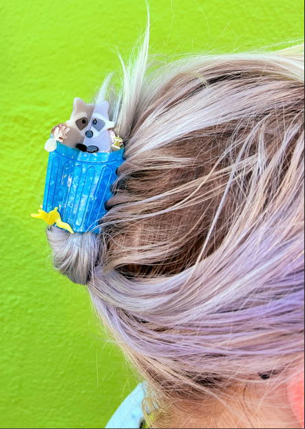 Peach Fuzz: Raccoon Hair Claw