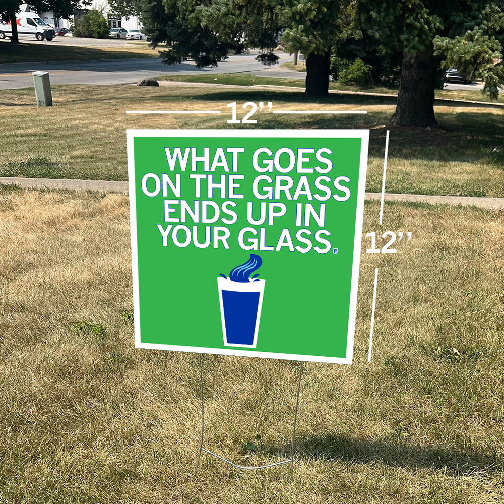 What goes on the grass yard sign garden outdoors